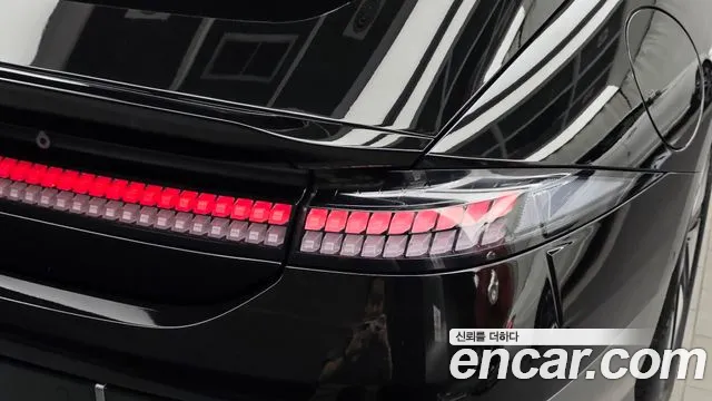 Hyundai Ioniq 6 — Фото автомобиля 23