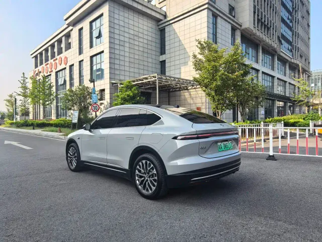 Nio EC6 — Фото автомобиля 5