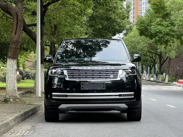 Land Rover Range Rover — Фото автомобиля 2