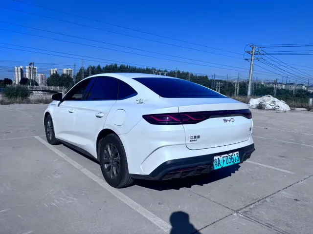 BYD Qin L — Фото автомобиля 5