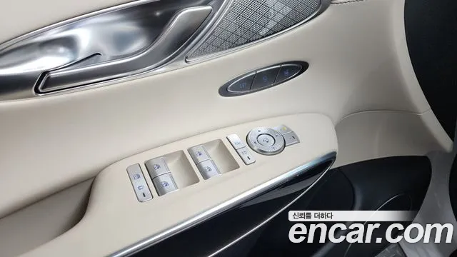 Genesis GV70 2.5T Бензин AWD — Фото автомобиля 29
