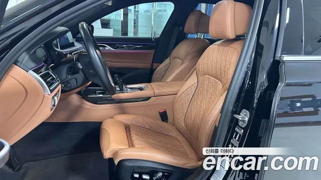 BMW 7 Series G11 — Фото автомобиля 10