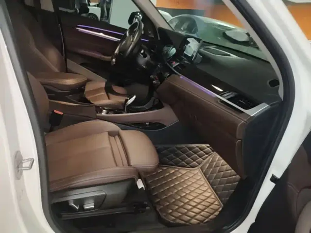 BMW X1 — Фото автомобиля 24