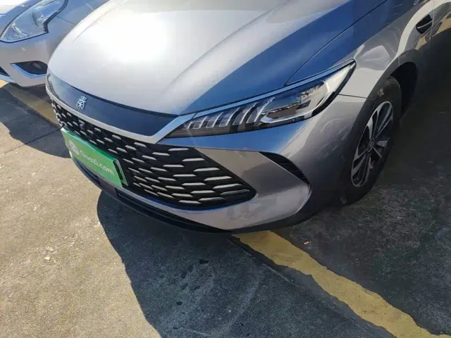BYD Qin PLUS — Фото автомобиля 23