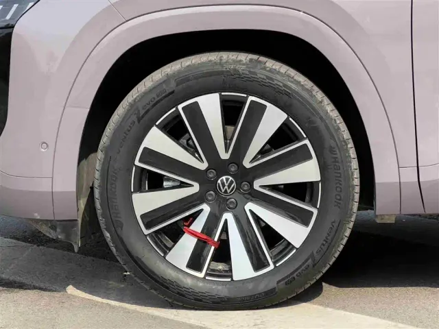 Volkswagen Teramont — Фото автомобиля 4