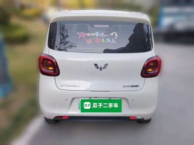 Wuling Motors Hongguang MINIEV 2025 4-Door Advanced — Фото автомобиля 3