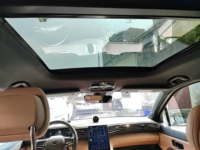 NIO NIO ES8 2020 580KM 6-Seater — Фото автомобиля 17