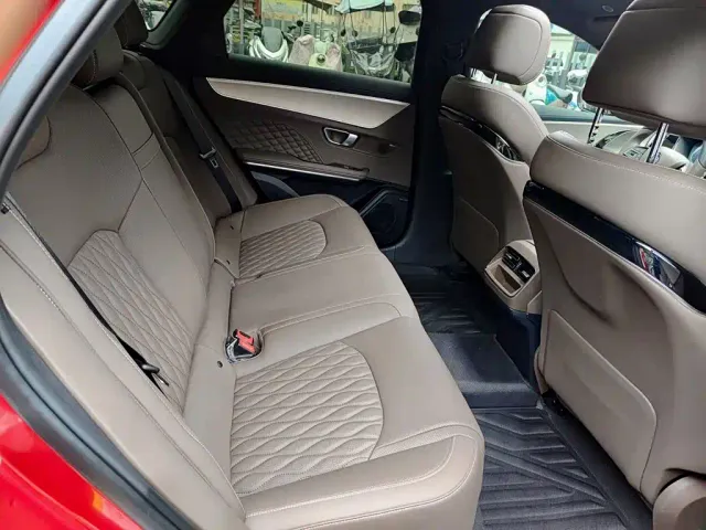 BYD Han — Фото автомобиля 11