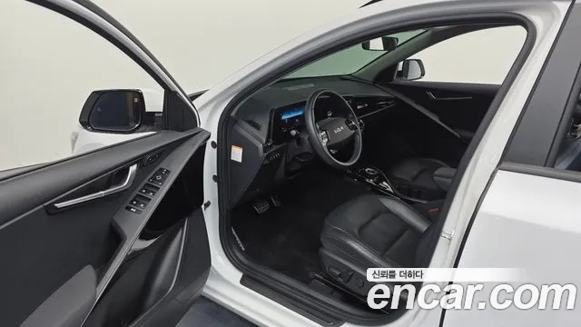 Kia Niro The All New Niro Signature — Фото автомобиля 10
