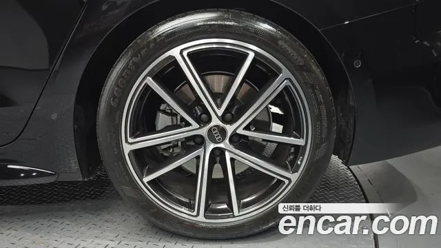 Audi A5 45 TFSI quattro S Line — Фото автомобиля 20