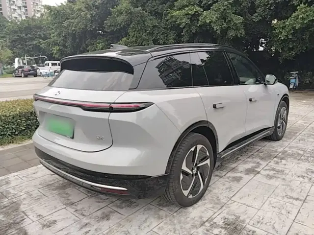Nio ES6 — Фото автомобиля 6
