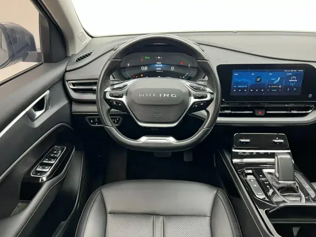 Wuling Victory — Фото автомобиля 20