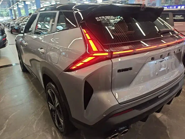 Geely Boyue — Фото автомобиля 4