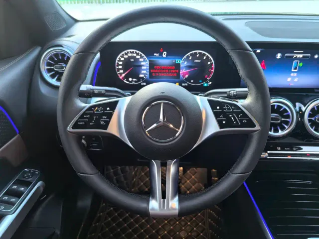 Mercedes-Benz GLB-Class — Фото автомобиля 17