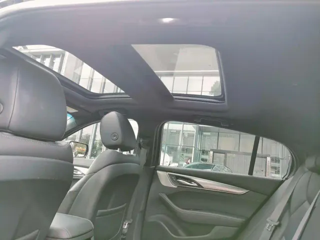 Cadillac CT5 — Фото автомобиля 15
