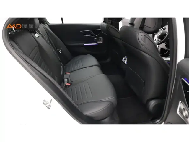 Mercedes-Benz C-Class — Фото автомобиля 8
