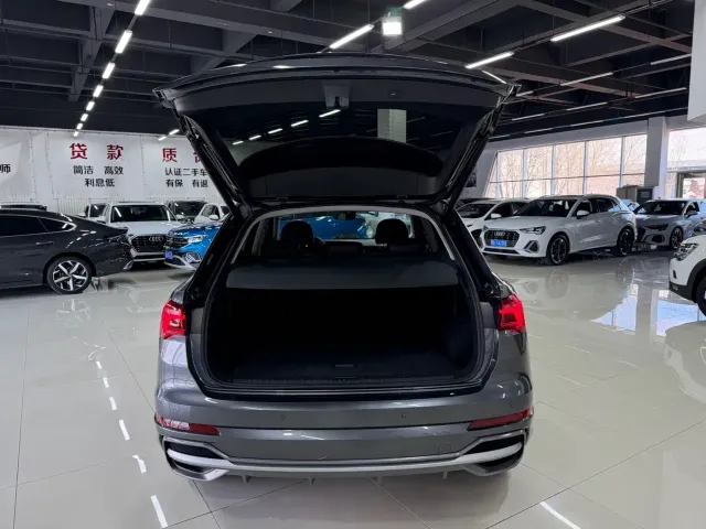 Audi Q3 — Фото автомобиля 18