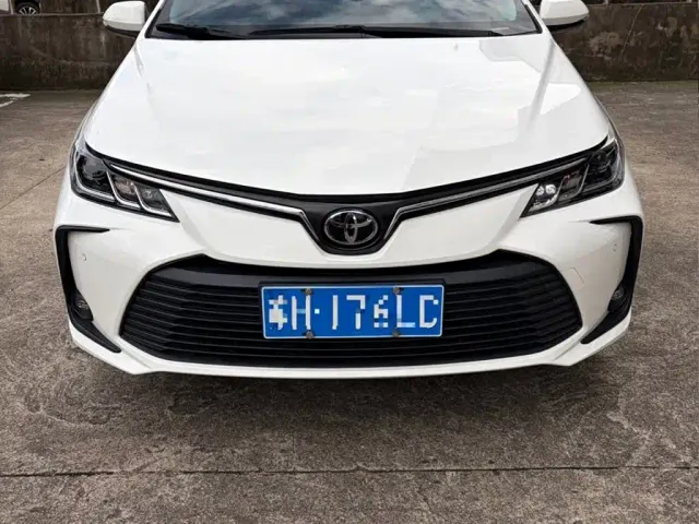Toyota Corolla — Фото автомобиля 2