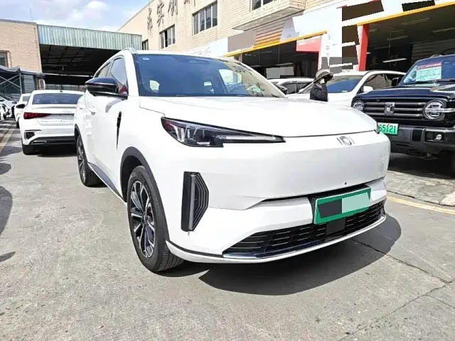 Changan Qiyuan Q05 — Фото автомобиля 3