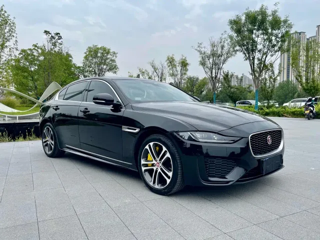Jaguar XEL — Фото автомобиля 3