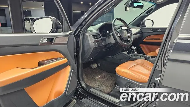 KG_Mobility_Ssangyong Rexton Новый Rexton Sport Khan Дизель 2.2 4WD — Фото автомобиля 9