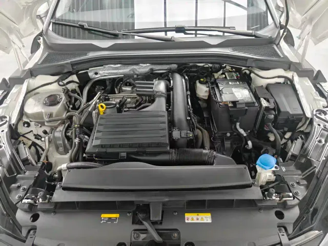 Volkswagen Lamando — Фото автомобиля 26