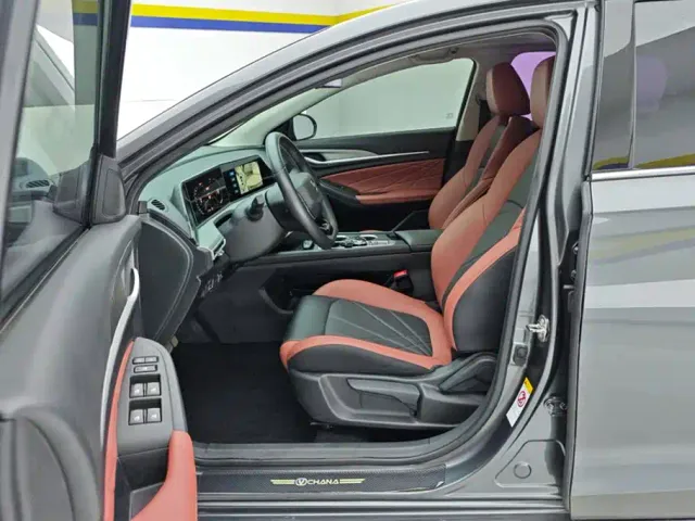 Changan Eado — Фото автомобиля 9