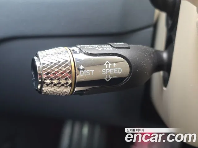 Bentley Flying Spur — Фото автомобиля 17