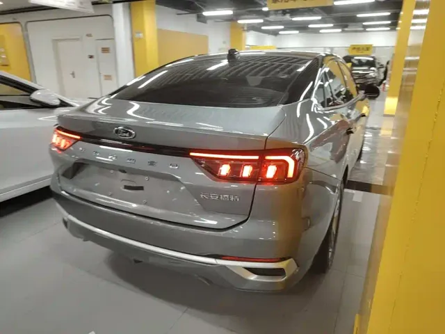 Ford Mondeo — Фото автомобиля 6