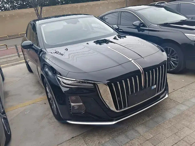 Hongqi H5 — Фото автомобиля 3