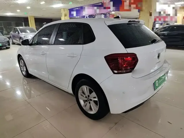 Volkswagen Polo 2023 Plus 1.5L Automatic Panorama Enjoyment Edition — Фото автомобиля 4