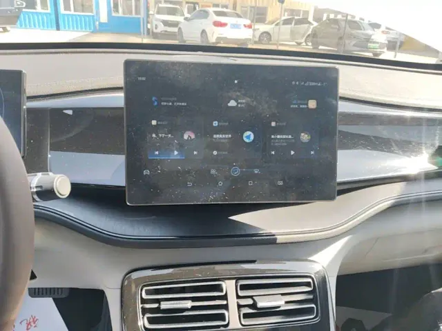 BYD Qin PLUS — Фото автомобиля 12