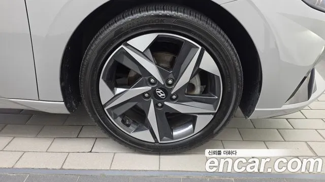 Hyundai Avante CN7 — Фото автомобиля 6