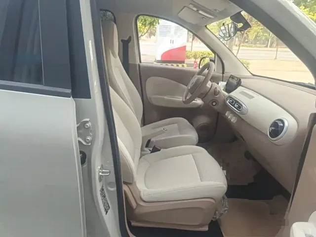 Wuling Hongguang Mini EV — Фото автомобиля 24