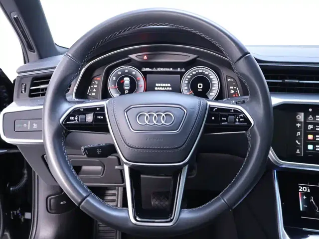 Audi A6L — Фото автомобиля 16