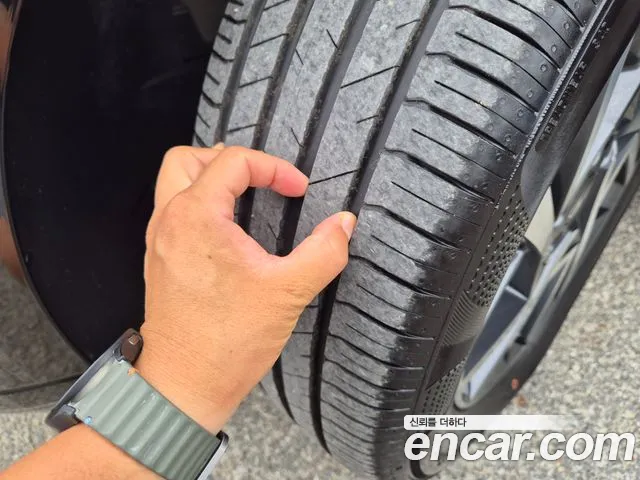Hyundai Grandeur Grandeur (GN7) 2.5 Бензин 2WD — Фото автомобиля 7