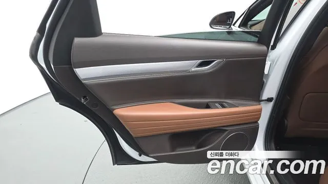Genesis G80 RG3 — Фото автомобиля 14