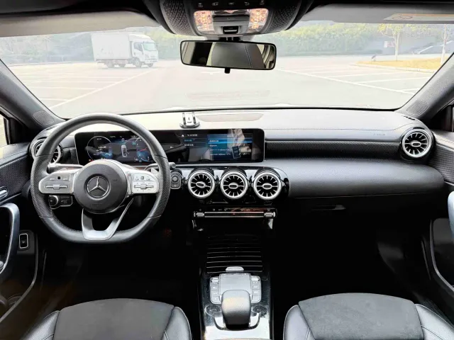 Mercedes-Benz A-Class — Фото автомобиля 6