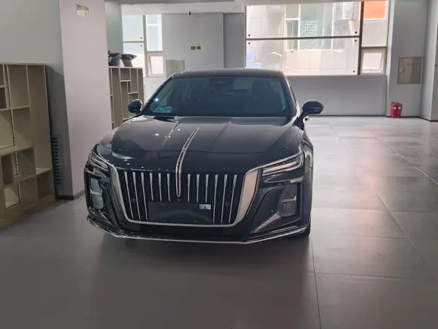 Hongqi H5 — Фото автомобиля 2
