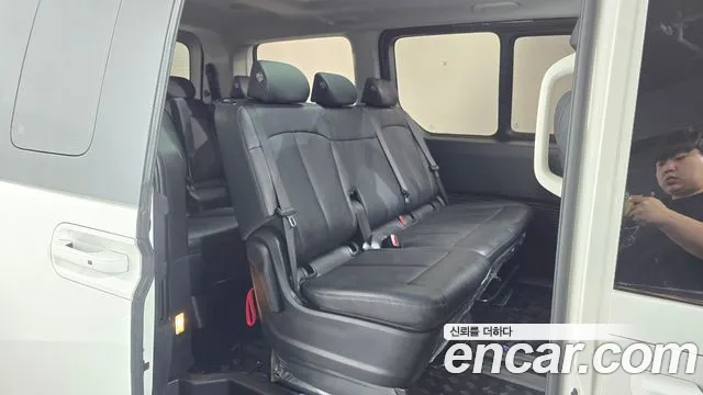 Hyundai Staria Staria Tourer 11 мест — Фото автомобиля 12