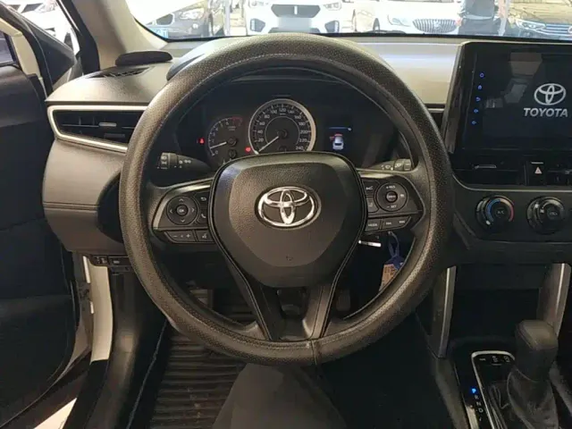 Toyota Corolla Cross — Фото автомобиля 10