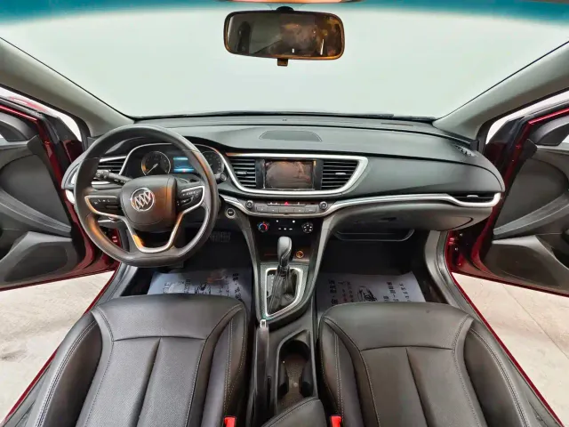 Buick Excelle — Фото автомобиля 9