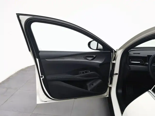 BYD Seal 06 — Фото автомобиля 8