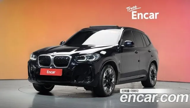 Фотография автомобиля — BMW iX3 G08 (2020–2024)