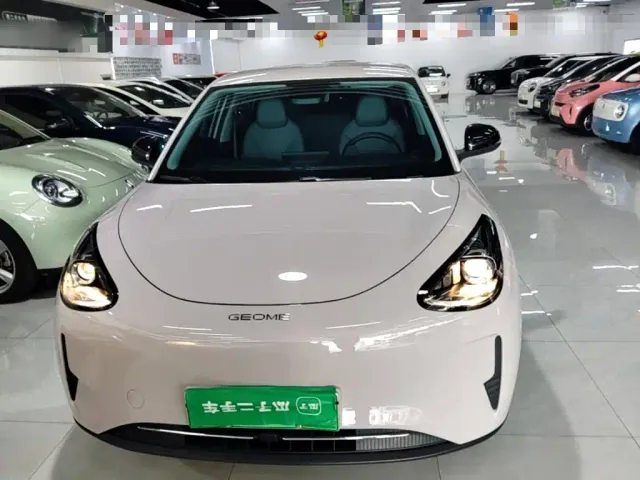 Geely Starry Wish — Фото автомобиля 2