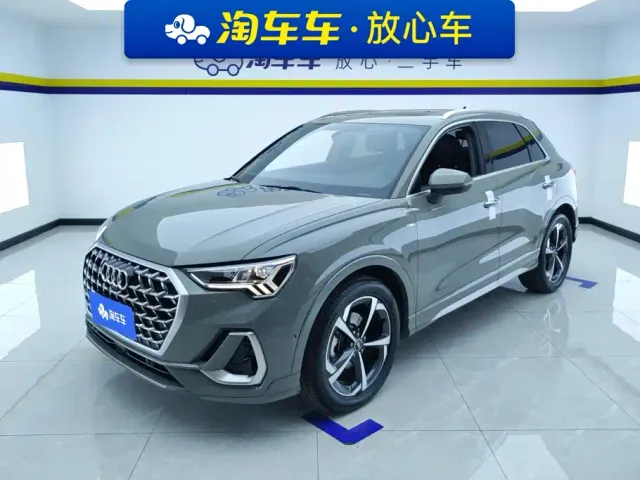 Фотография автомобиля — Audi Q3