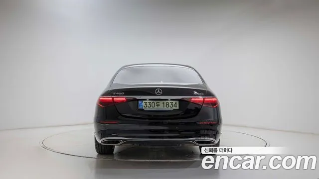 Mercedes-Benz S-Class — Фото автомобиля 4