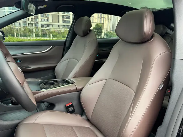 Changan Qiyuan A07 — Фото автомобиля 5