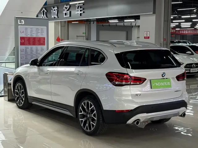 BMW X1 — Фото автомобиля 7