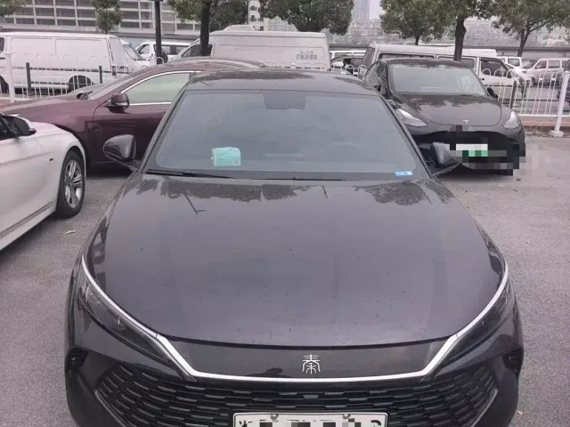 BYD Qin L — Фото автомобиля 2